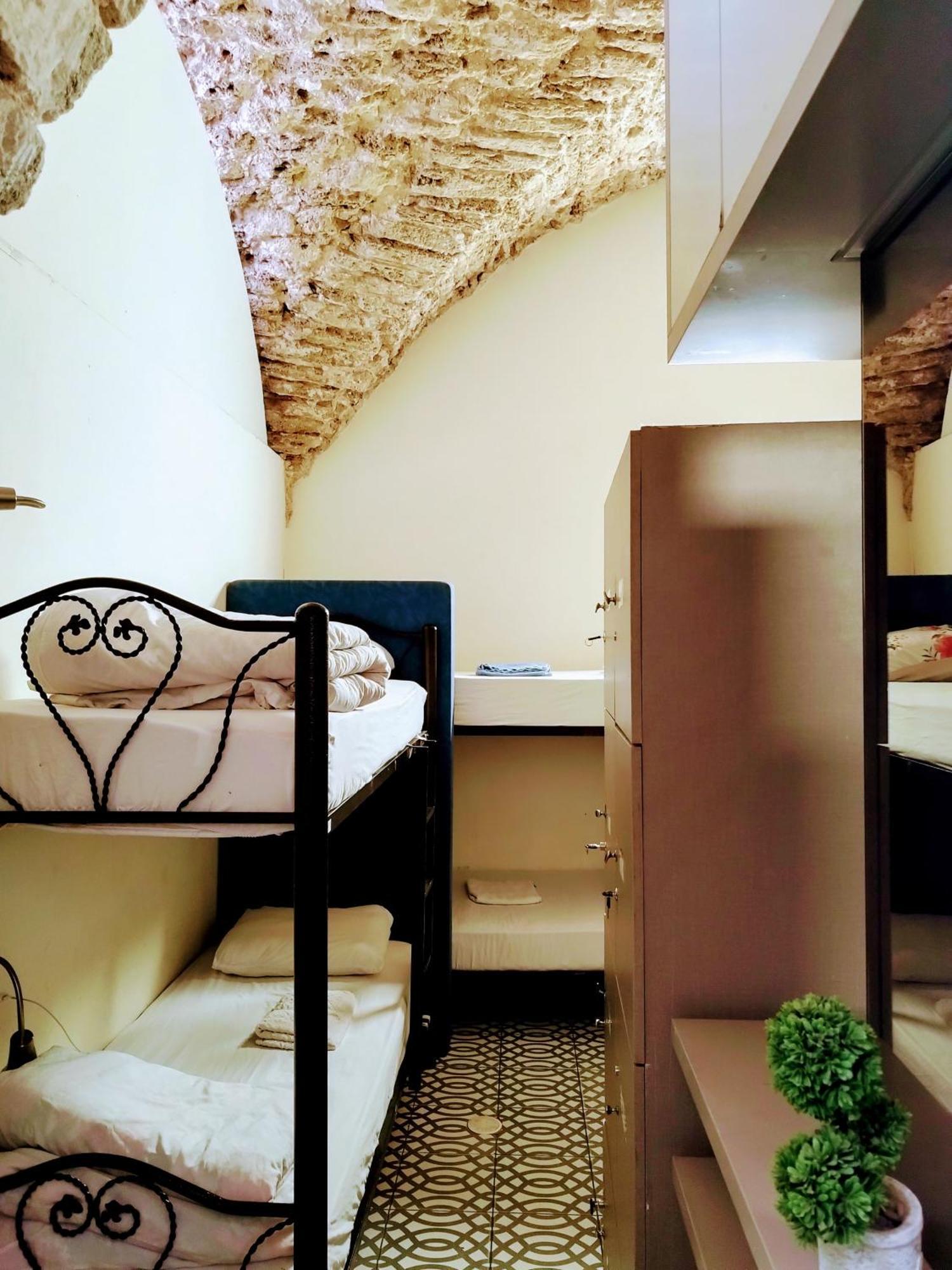 Polihosts Old Jaffa Hostel Tel Aviv Exterior photo