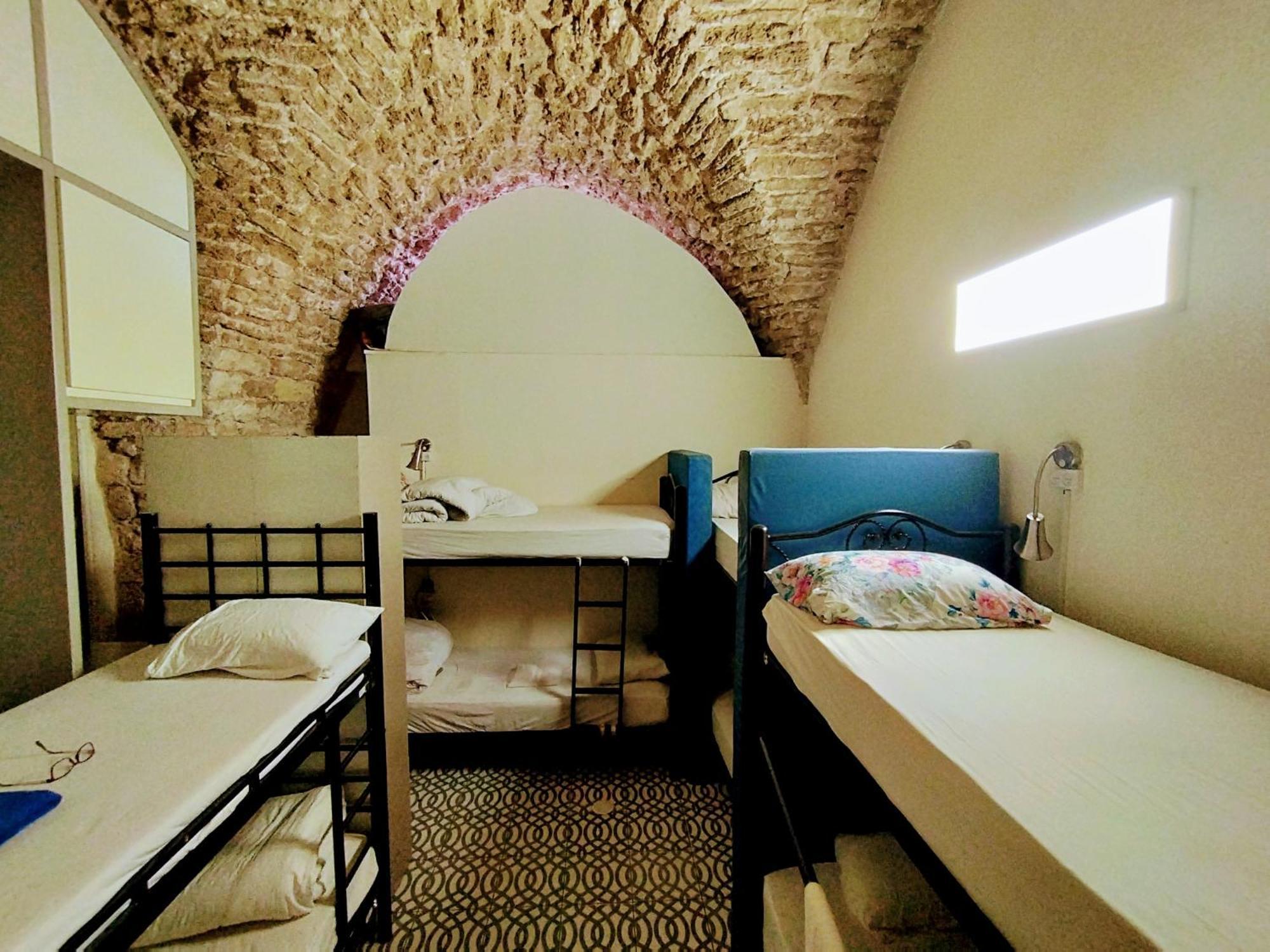 Polihosts Old Jaffa Hostel Tel Aviv Exterior photo